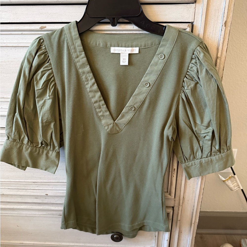 Chelsea & Violet Top